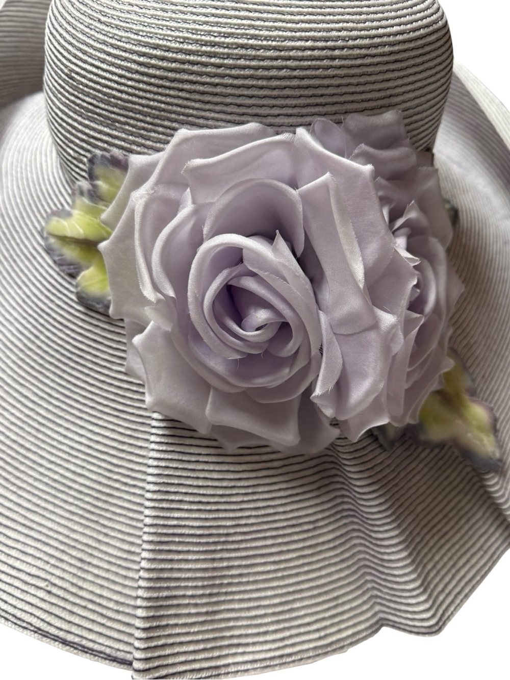 Vintage Eric Javits Wide-Brim Straw Sun Hat Lavender Rose Accent 18” - Picture 4 of 11
